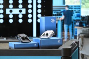 ZF Aftermarket uvaja ADAS tehnologijo na neodvisni trg nadomestnih delov. ZF Smart Camera.