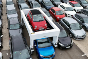 Avtonomni roboti v službi avtomobilske logistike